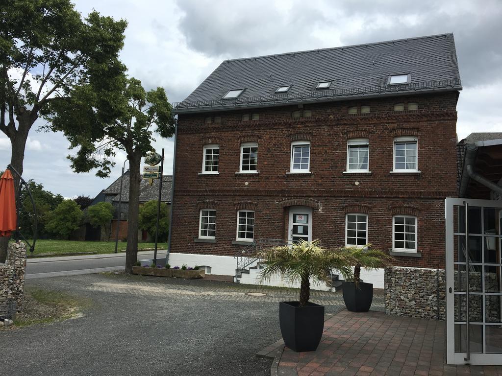 Village Hotel Lautzenhausen Exterior foto
