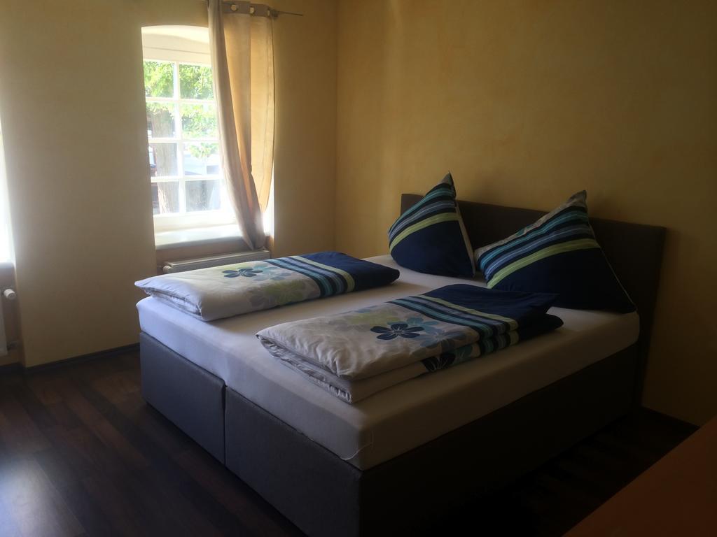 Village Hotel Lautzenhausen Habitación foto
